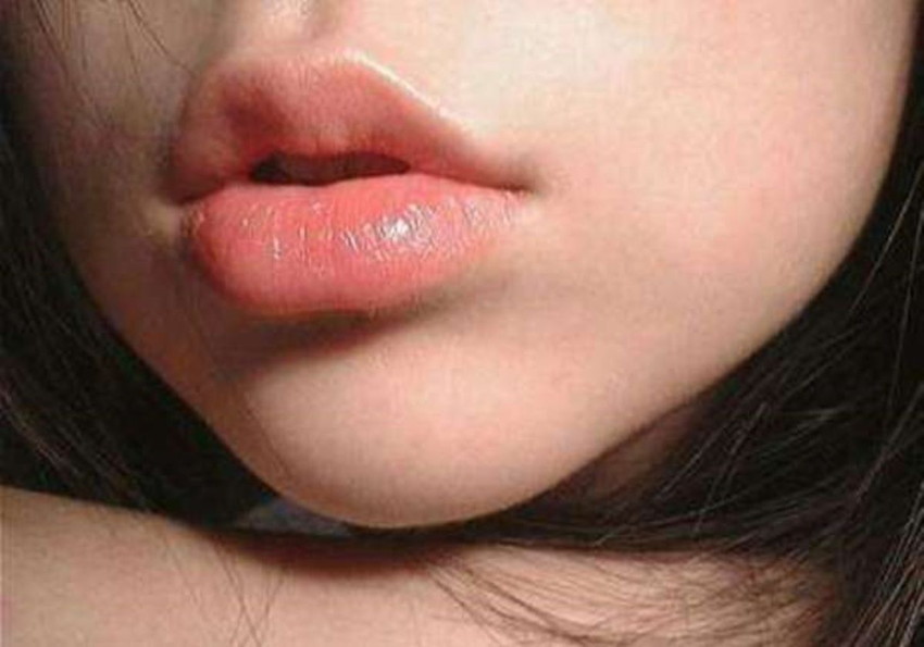 【唇エロ画像】ベロチュー手コキやフェラされたら即イキしそうなセクシー過ぎる唇のエロ画像集ww 52
