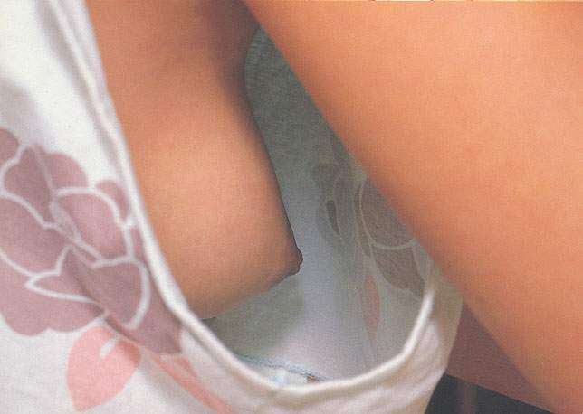 【ノースリーブエロ画像】横乳や腋の下を堪能しながら着衣セックスを堪能できるノースリーブ女子のエロ画像集！w【80枚】 63